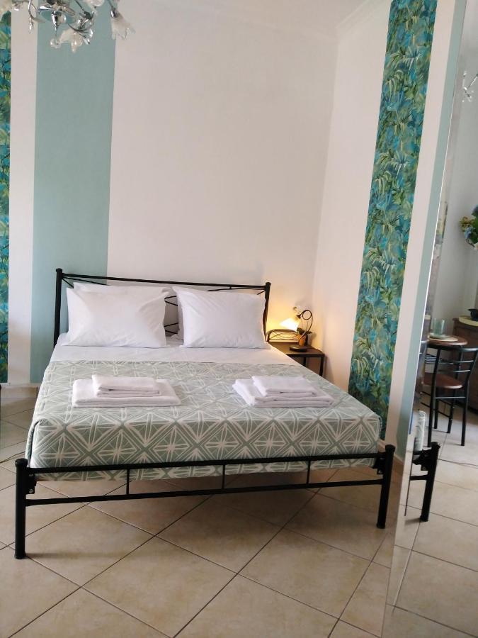 Apartamento La Casa Di Maria Atenas Exterior foto