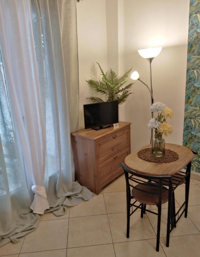 Apartamento La Casa Di Maria Atenas Exterior foto
